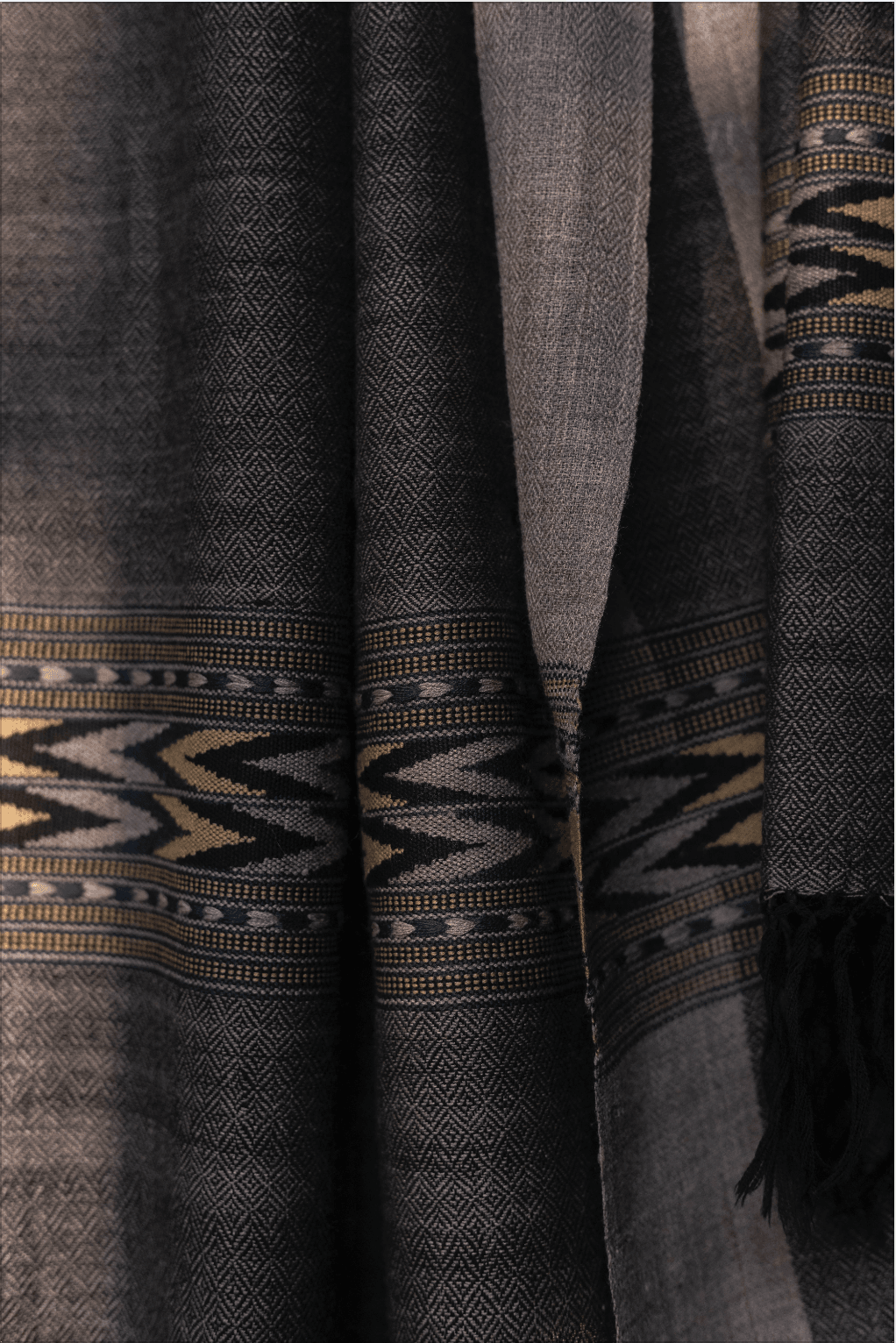 Handmade Pashmina Stoles | Veaves