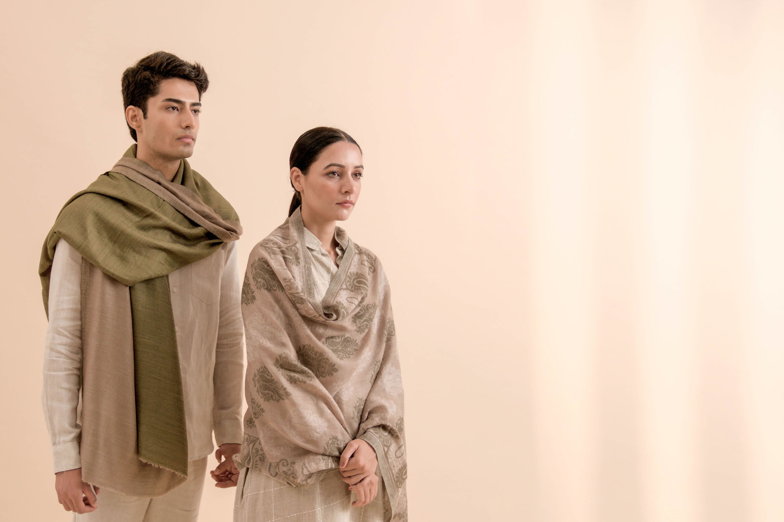 Handmade Stoles For Men | Veaves