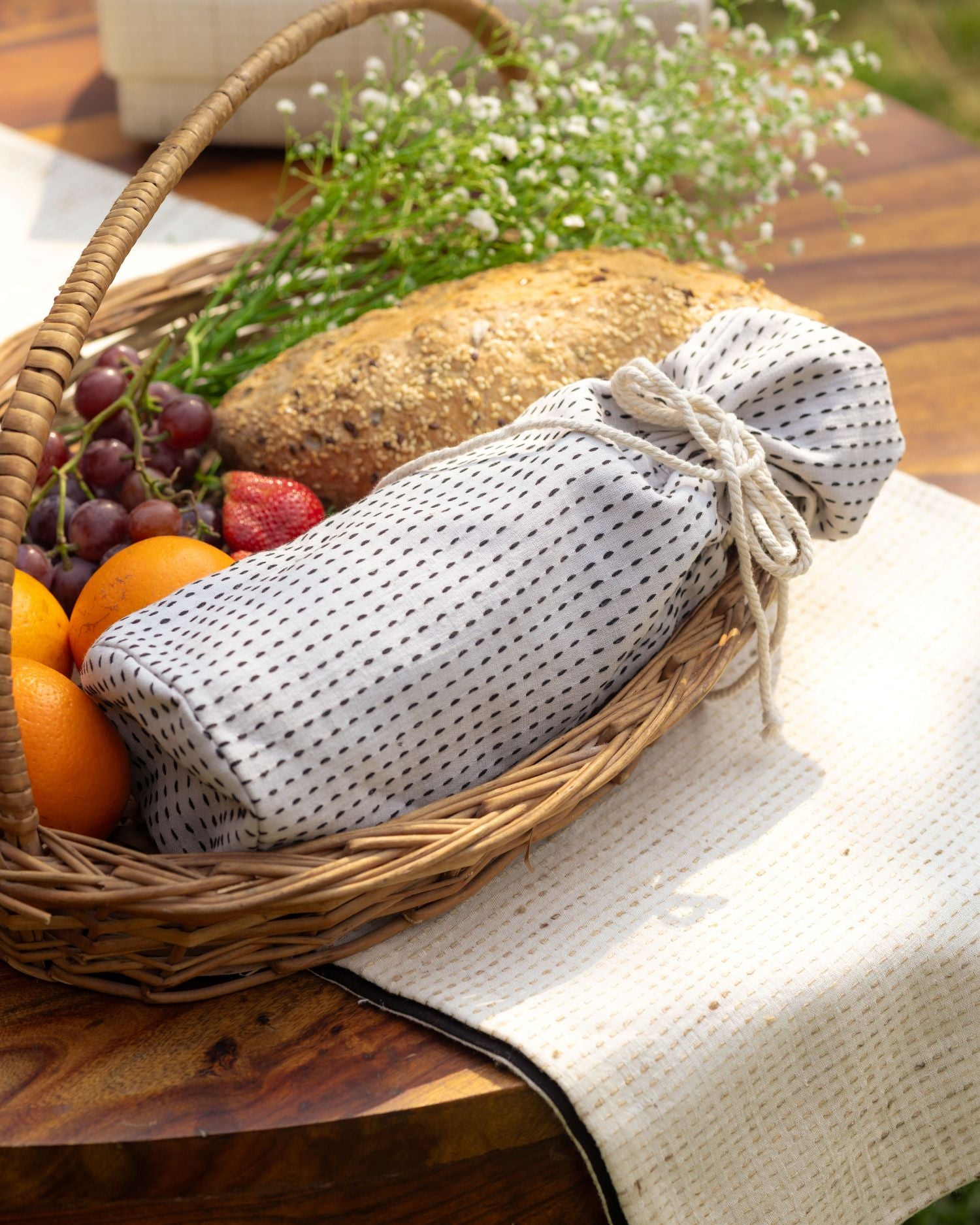 Premium Cotton Wine Gift Cover, Handmade Running Stitch Bottle Sleeve