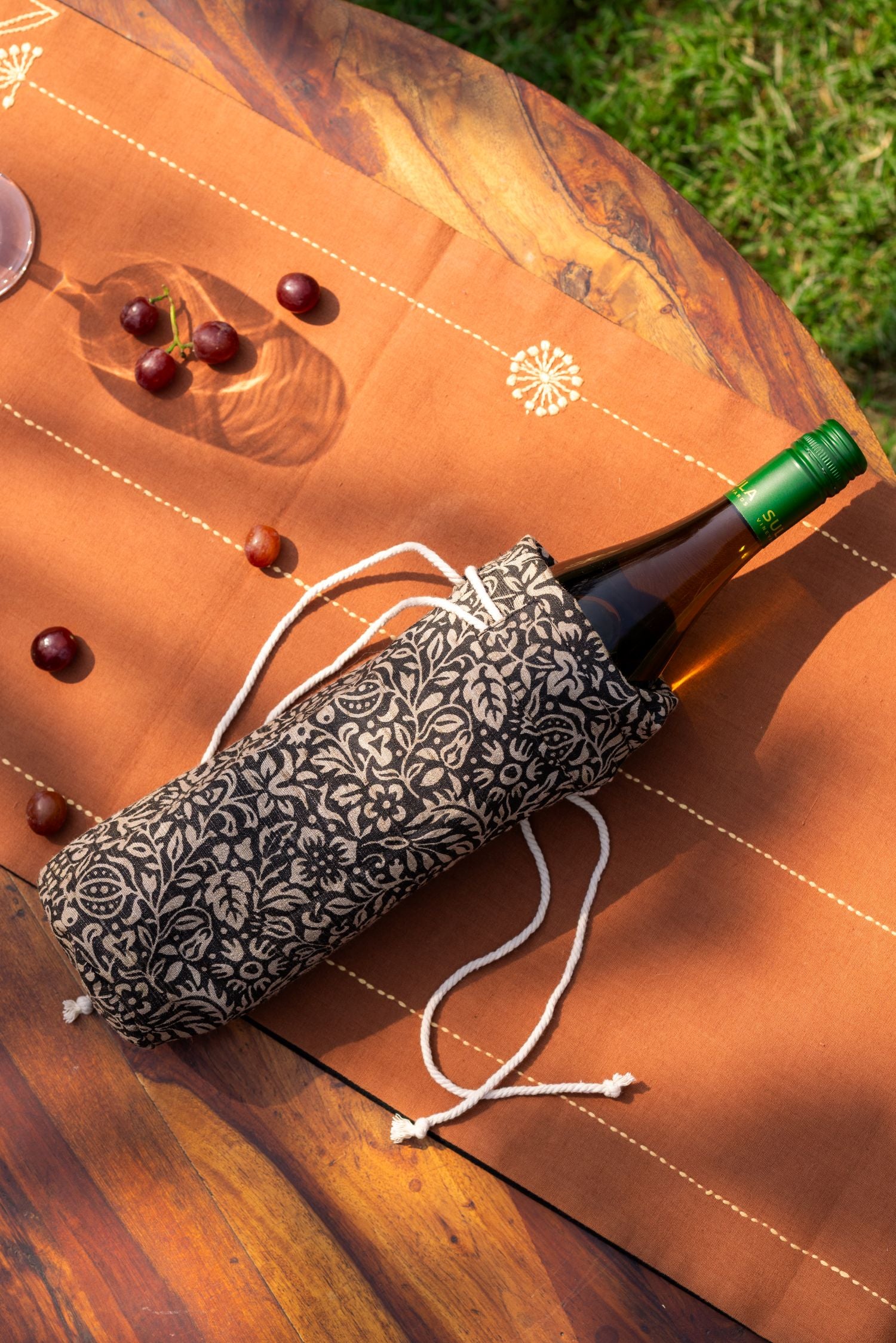 Premium Ghicha Silk Bottle Cover, Sustainable Wine Gift Packaging