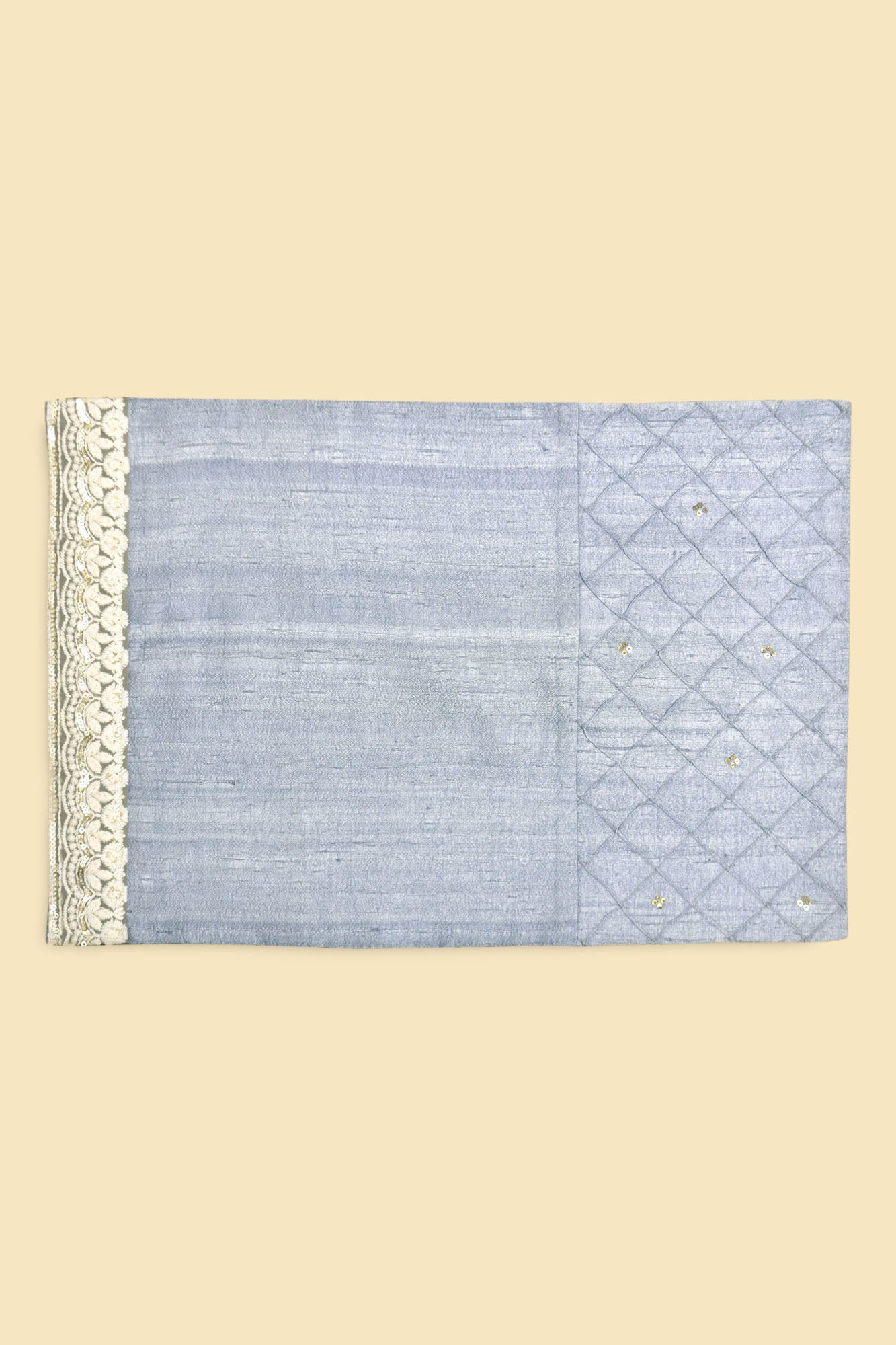 Mora Dining Set of a Table Runner and 6 Table Mats