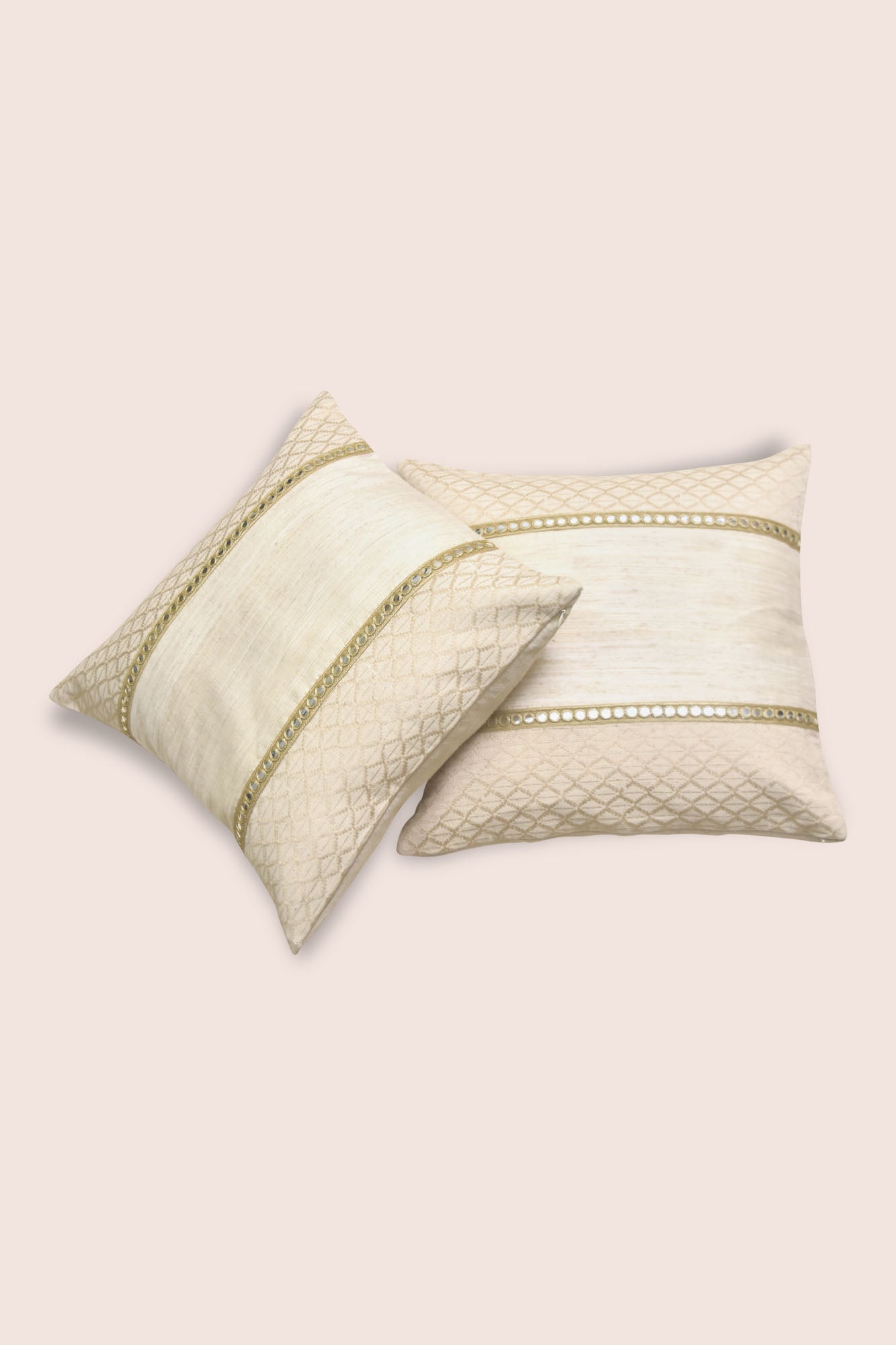 Scintillia Handwoven Cushions - 1 pc