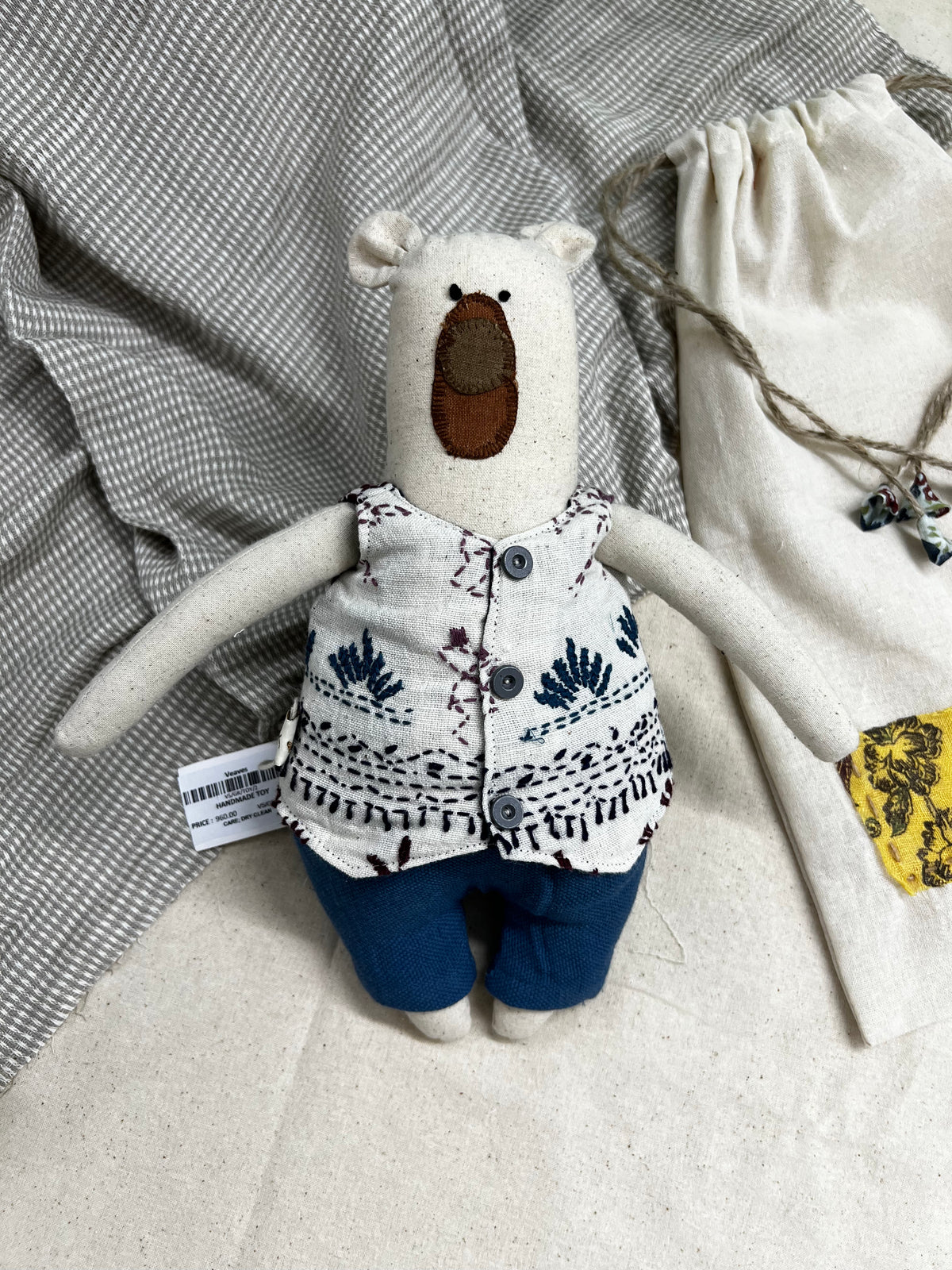 Benny Bear - A Gentle Friend for Little Adventure