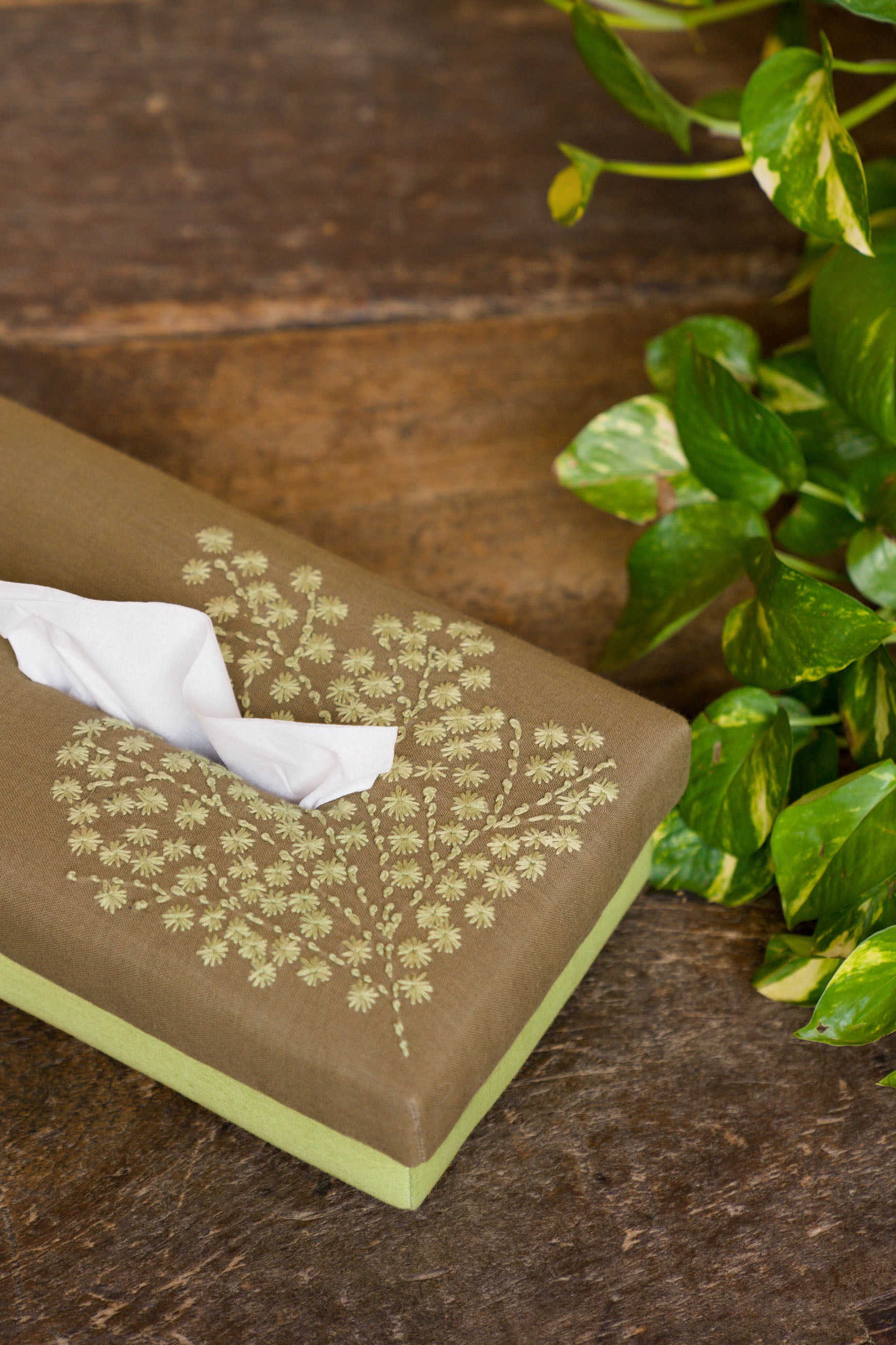 Colma Handmade Tissue Box Christmas Gifts Online
