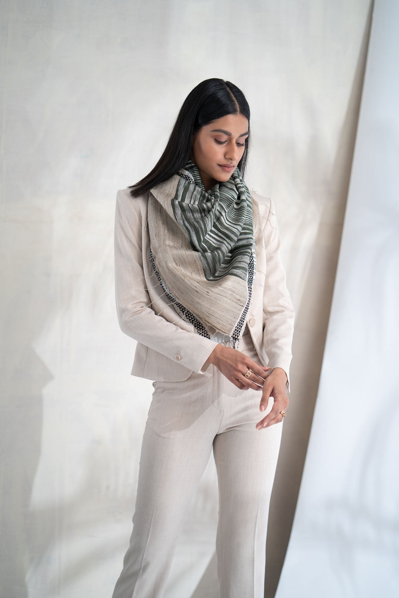 Terza Handwoven Silk Stole