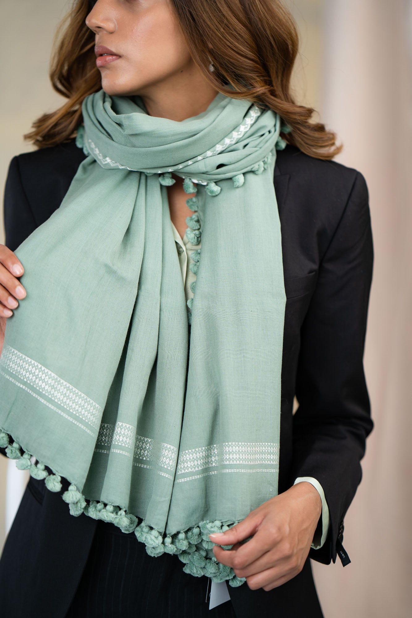 Leonita Hand-woven Stole