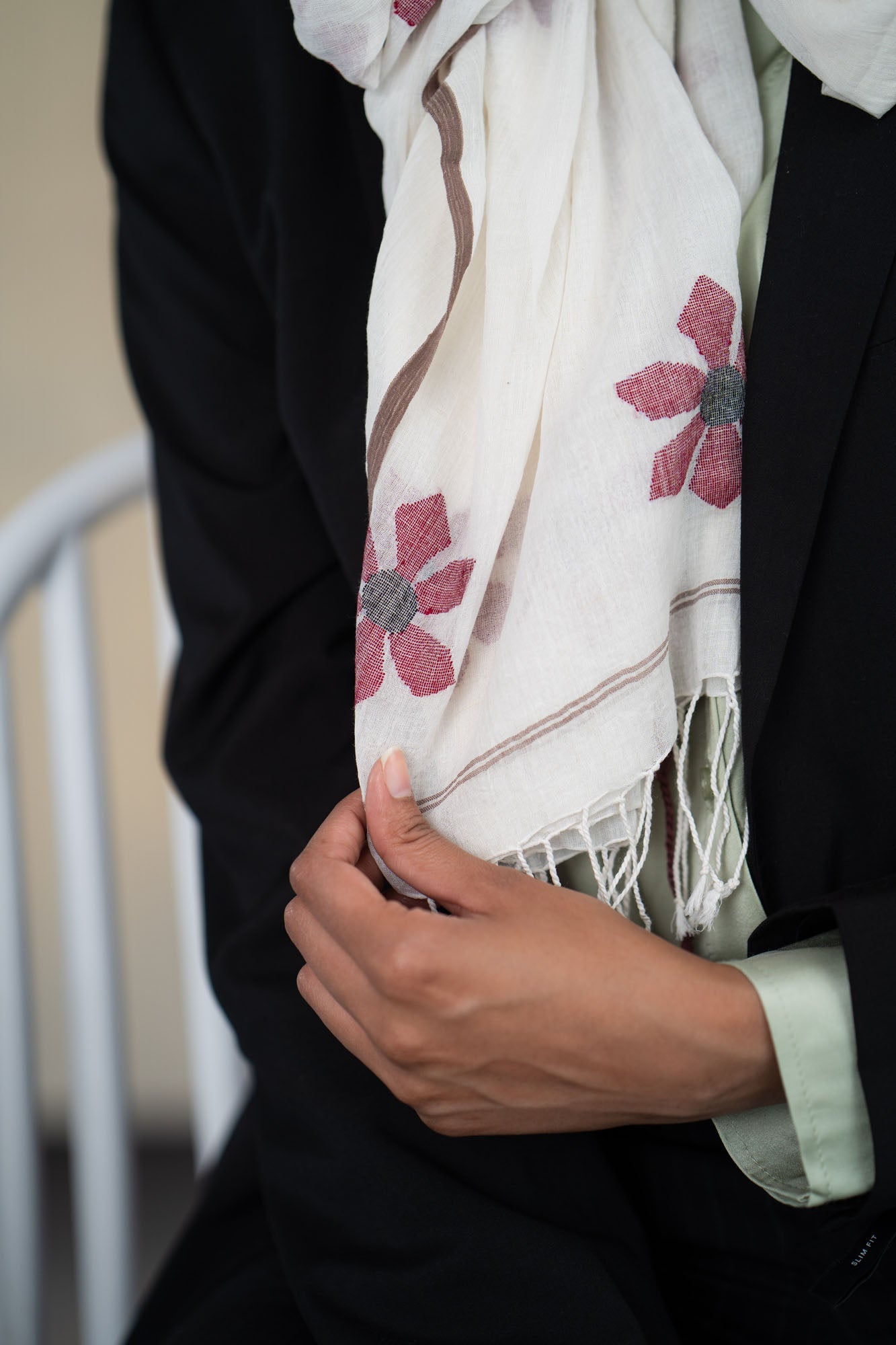 Chiller Hand-woven Women Stoles