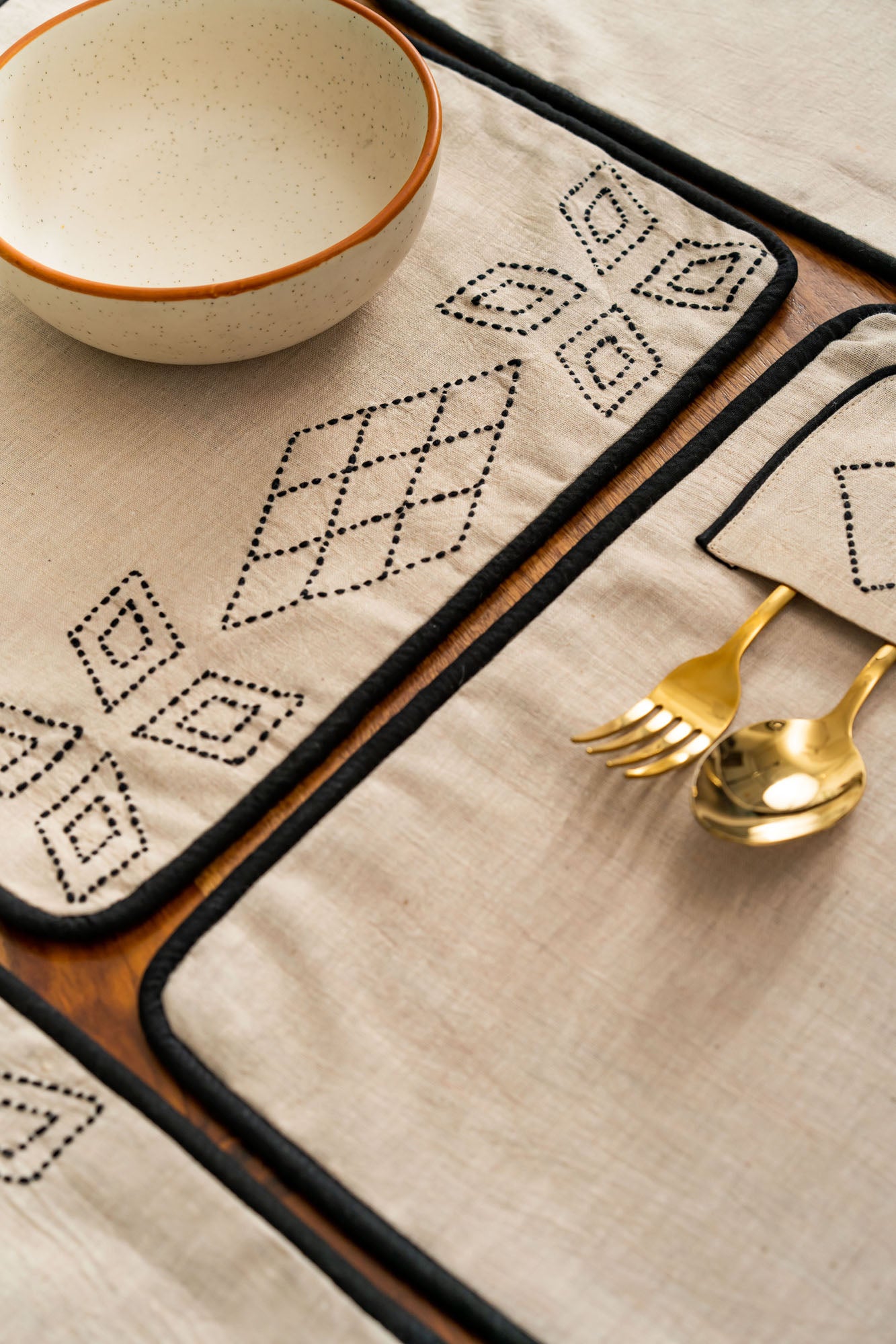 Suave Handwoven Table Mats - Set Of 6 Pcs
