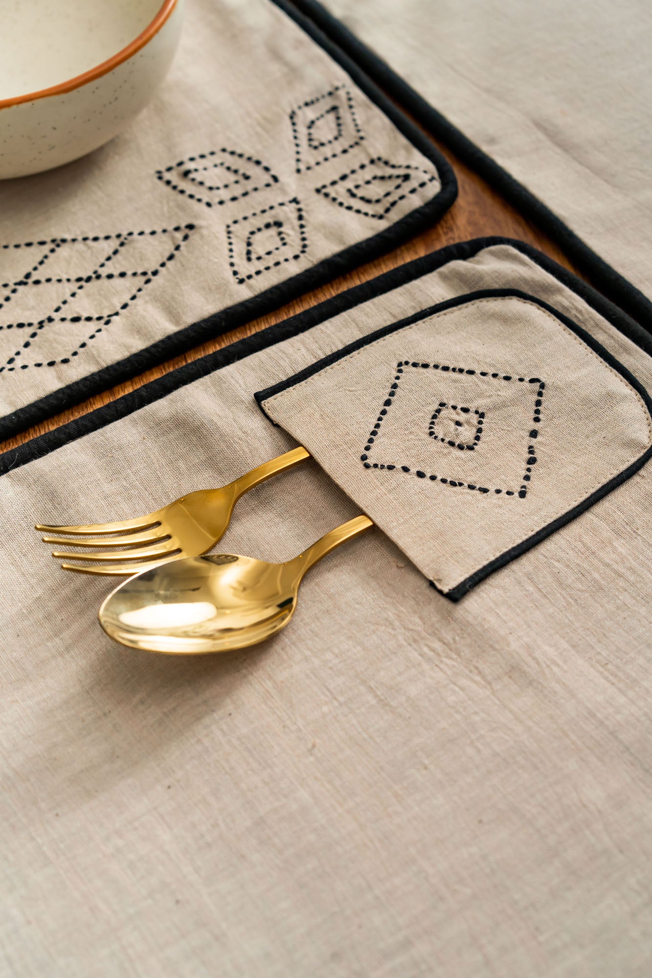 Suave Handwoven Table Mats - Set Of 6 Pcs