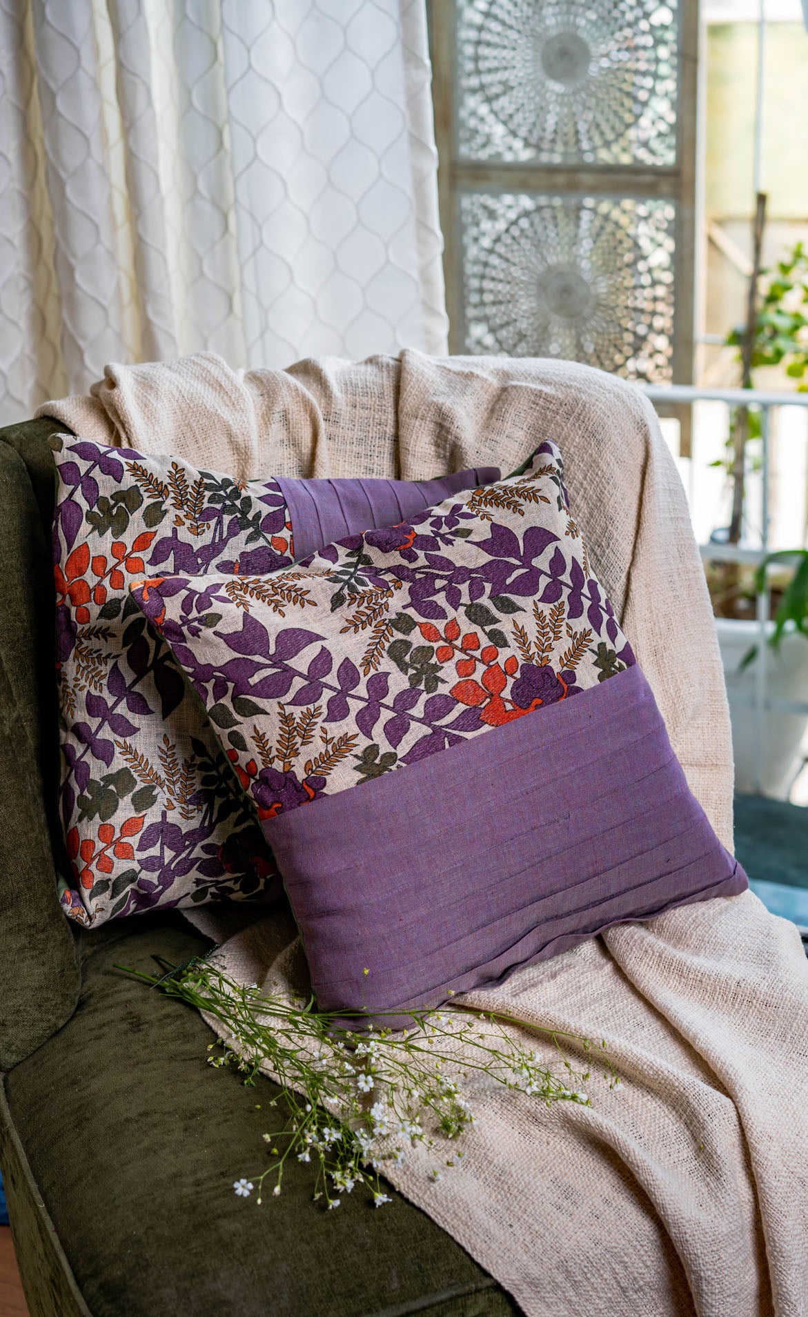 Pliegues De Moda handmade Cushion Set of 2