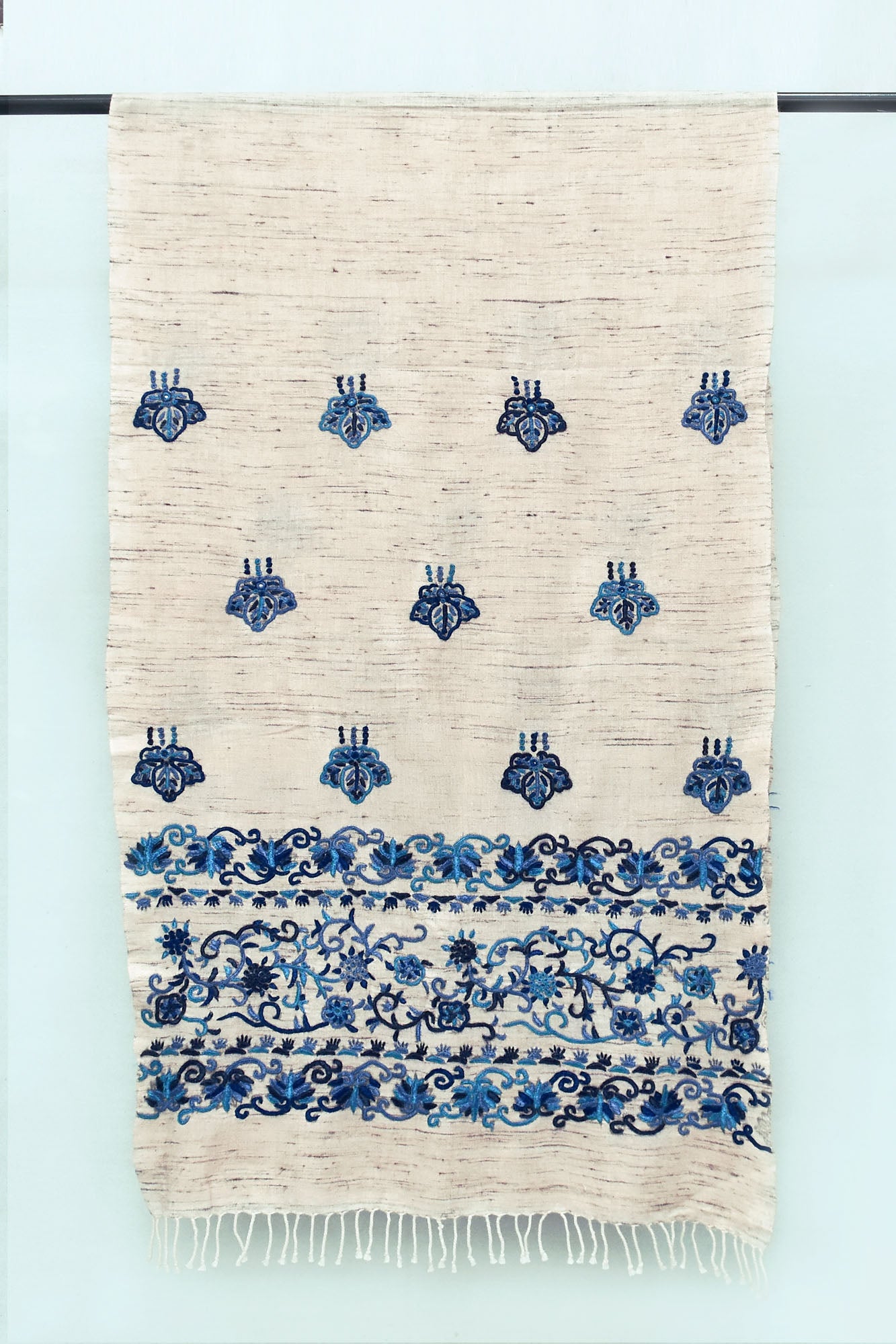 Ebullient Ghicha(raw) Silk Stole