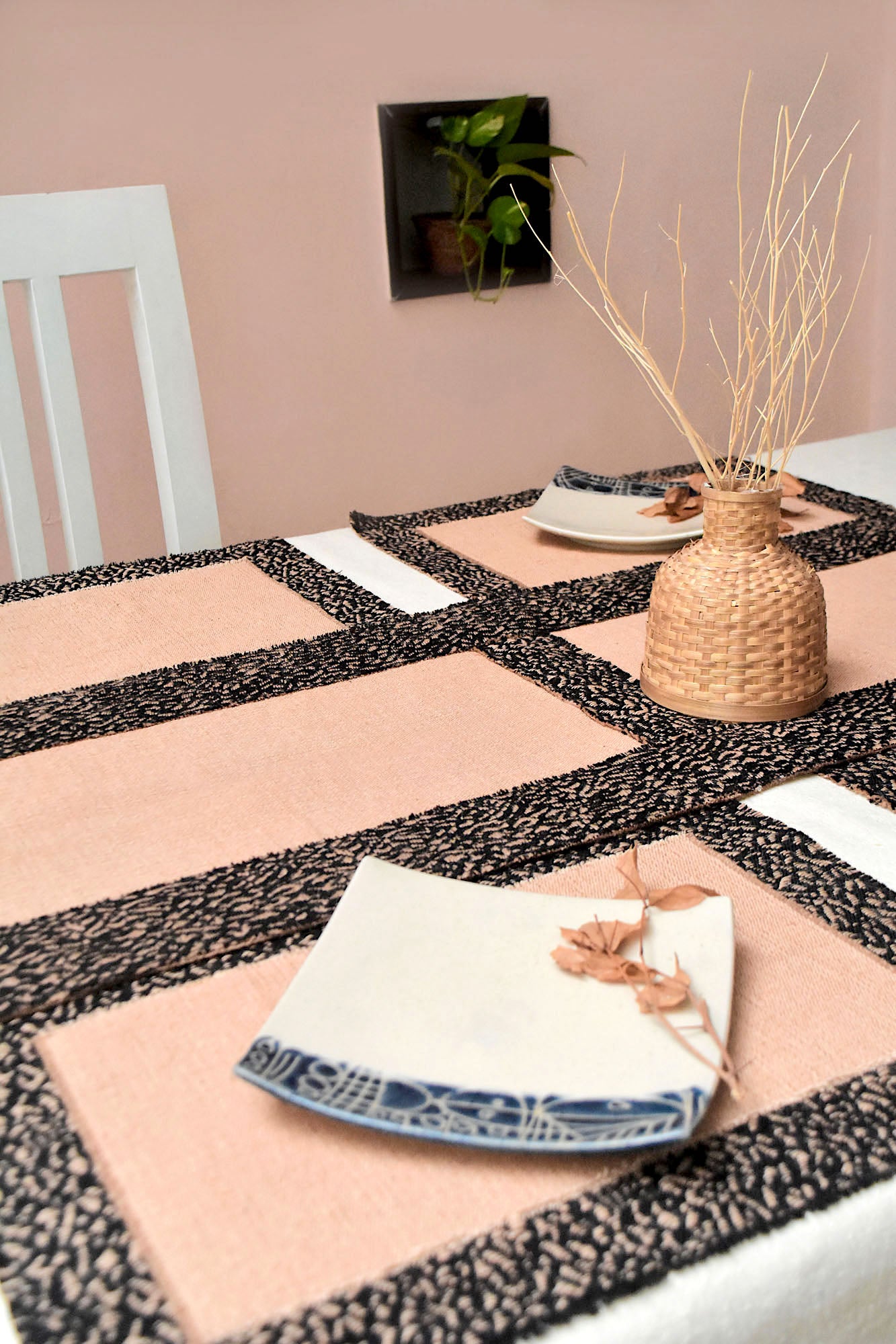leopard - Dining Set Of A Table Runner And 8 Table Mats