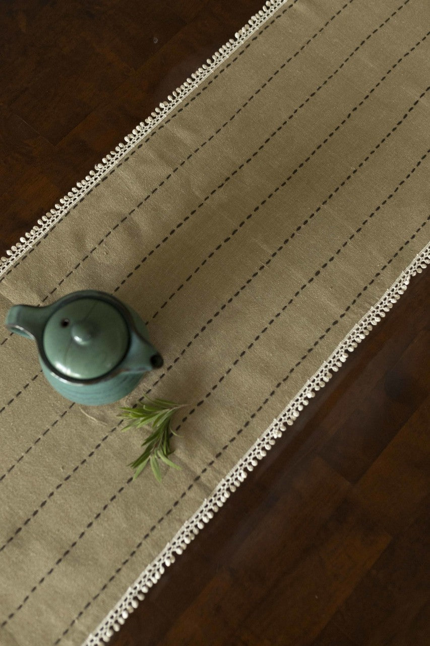 FERLY - Table Runner