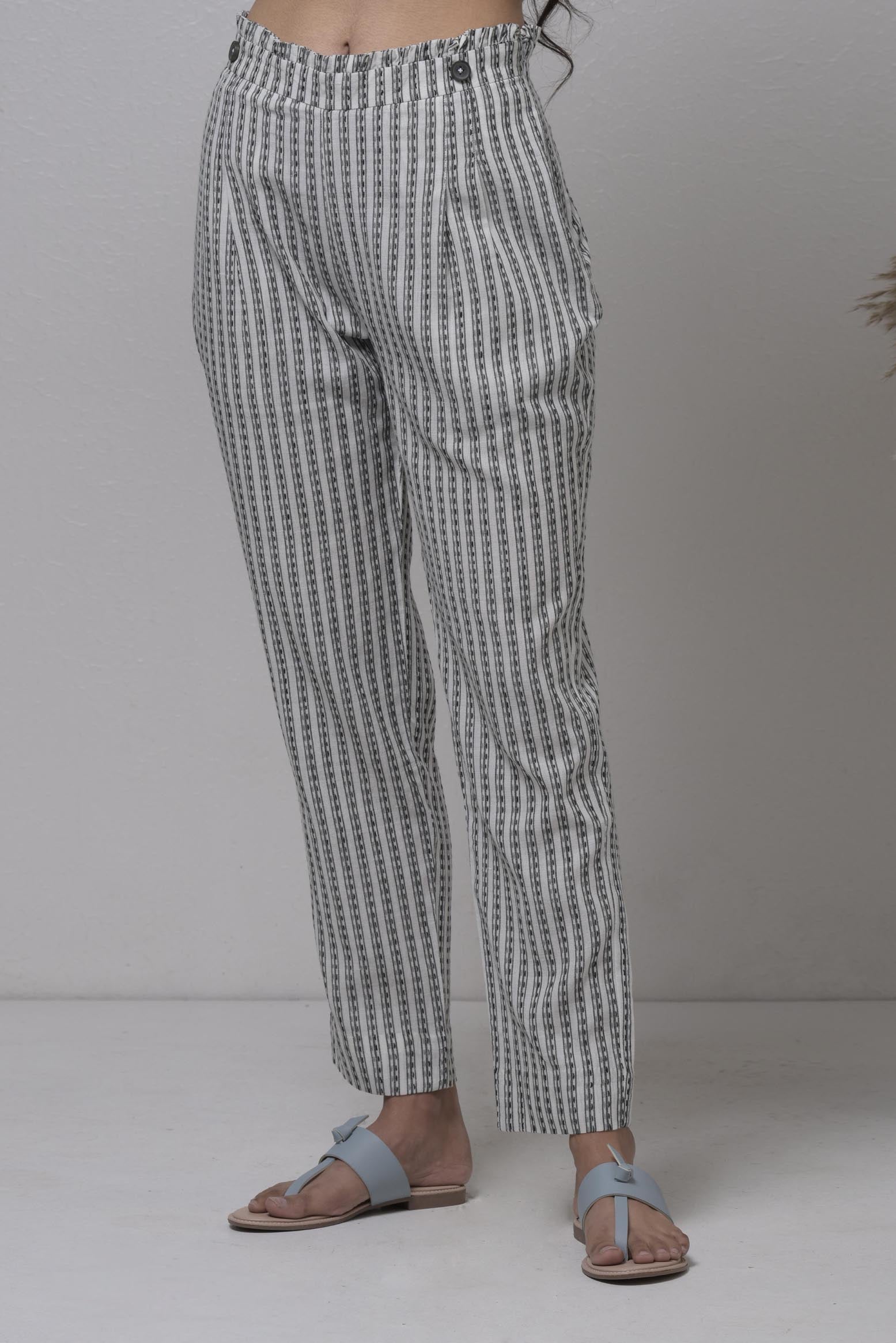Kantha Embroidered Pleated Pant