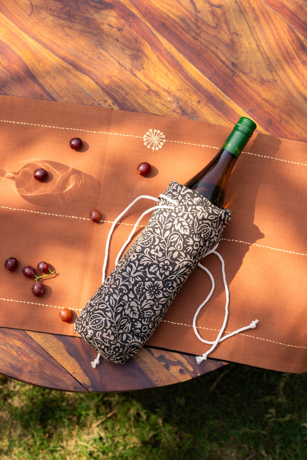 Premium Ghicha Silk Bottle Cover, Sustainable Wine Gift Packaging