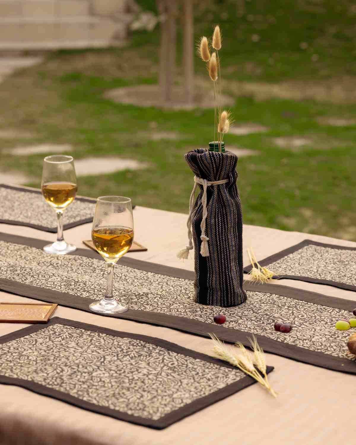 The Evening Edit, Black Jacquard Bottle Sleeve