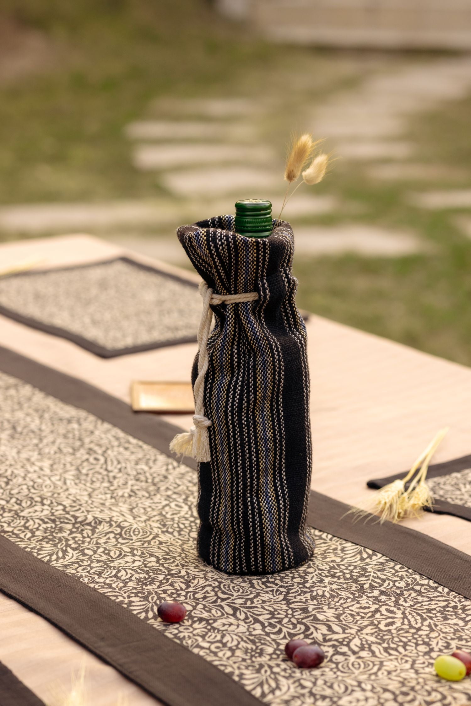 The Evening Edit, Black Jacquard Bottle Sleeve