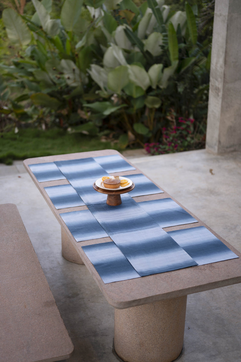 Felicity Dining Set of a Table Runner and 8 Table Mats