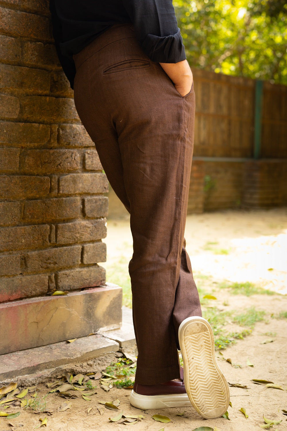 The Heritage Linen-Cotton Dark Brown Trouser