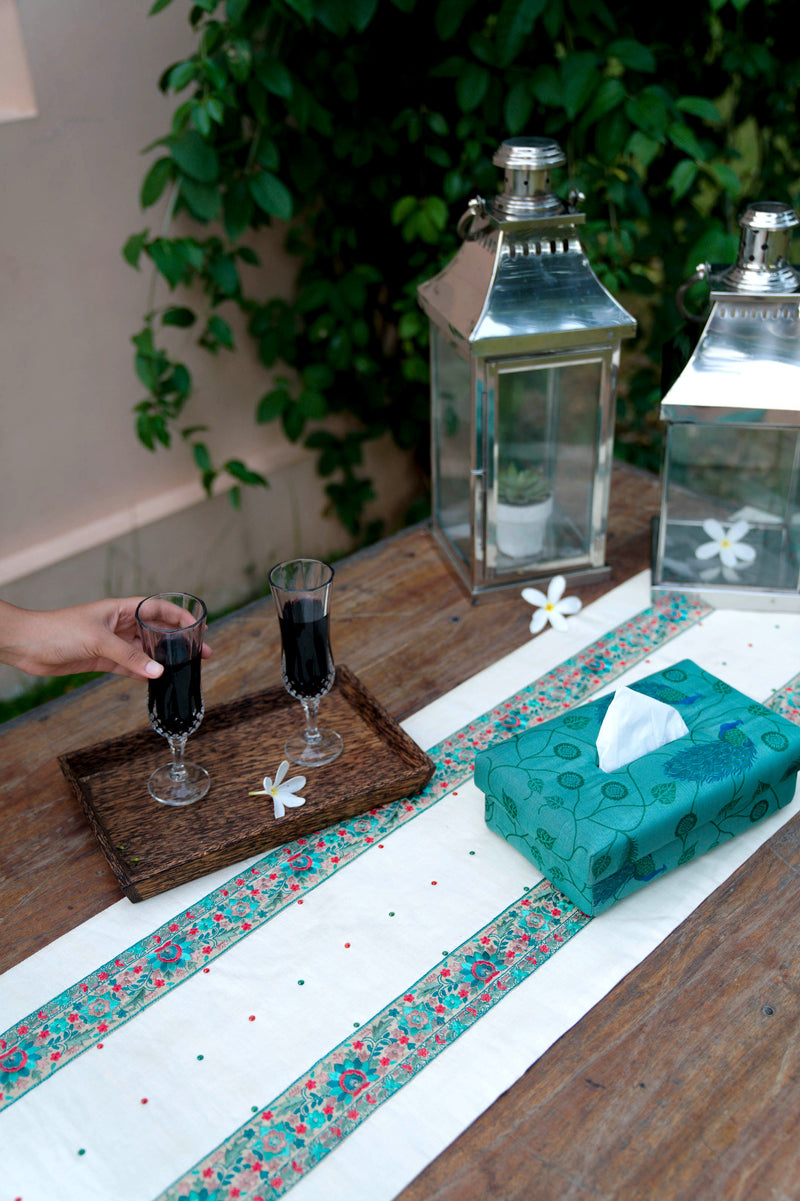 Niveus Handwoven Table Runner