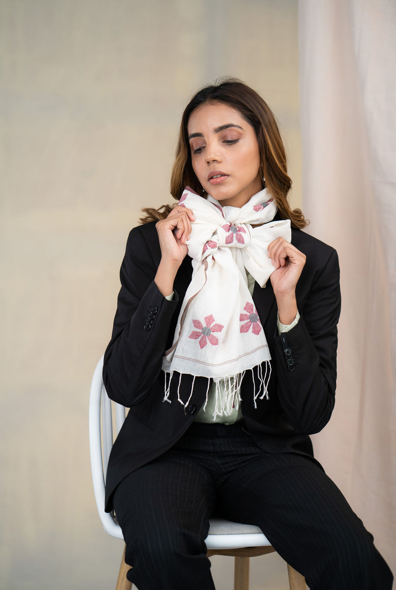 Chiller Hand-woven Women Stoles