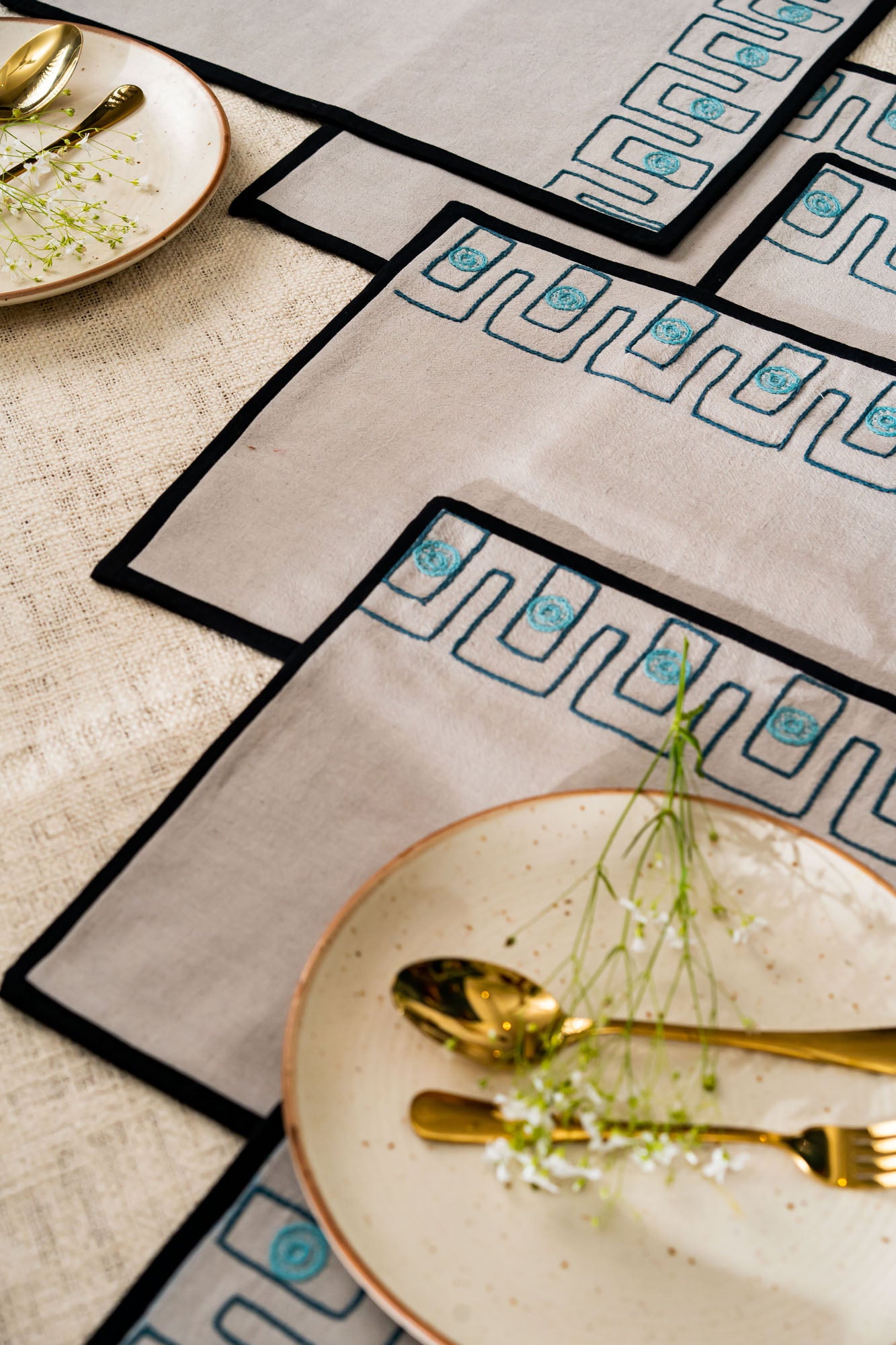 Sōshoku Handwoven Table Mats - Set Of 6 Pcs
