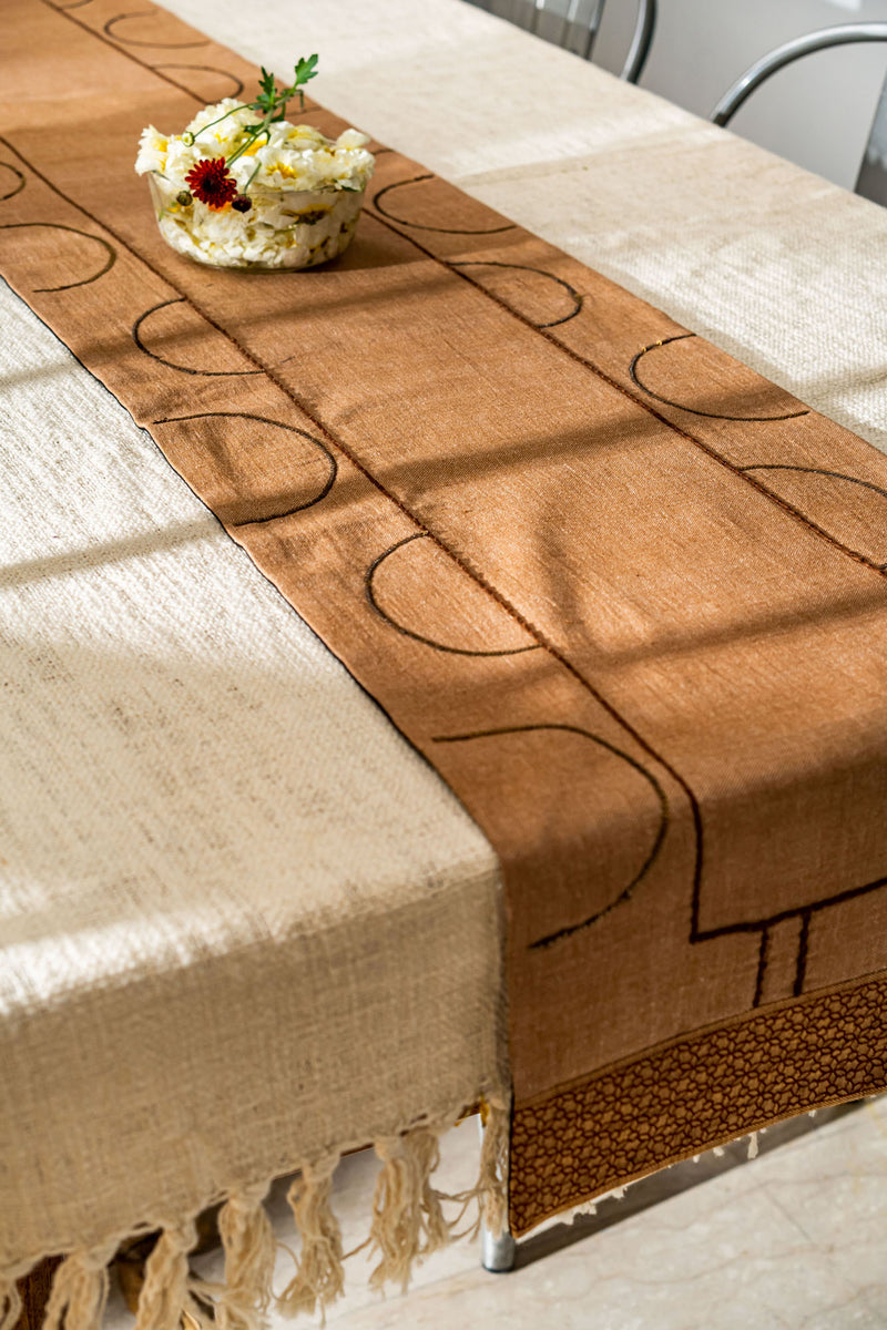 Ammou Hand Wōven Table Runner