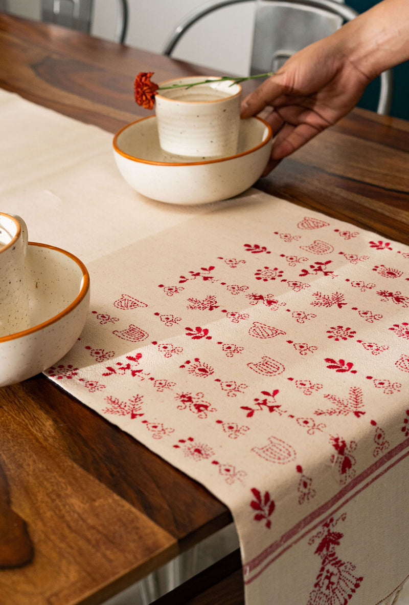 Columpio Hand Wōven Table Runner