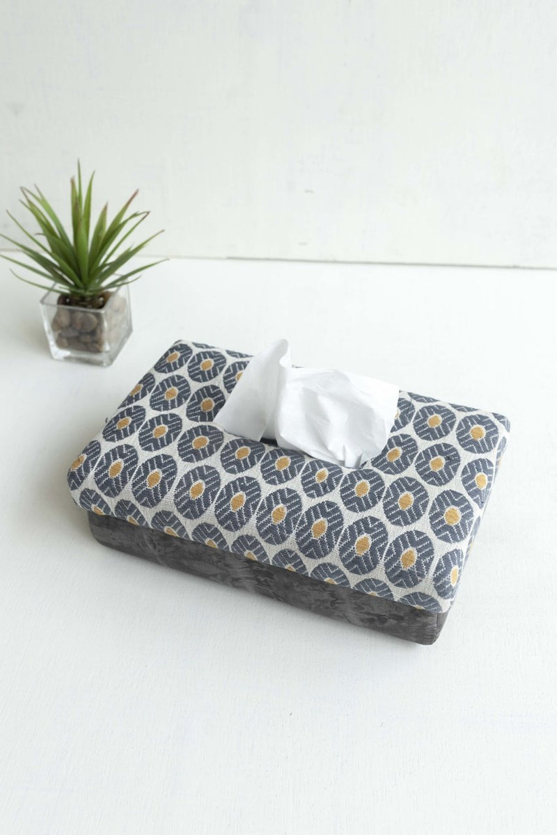 Caim - Hand Woven Tissue Box - Veaves