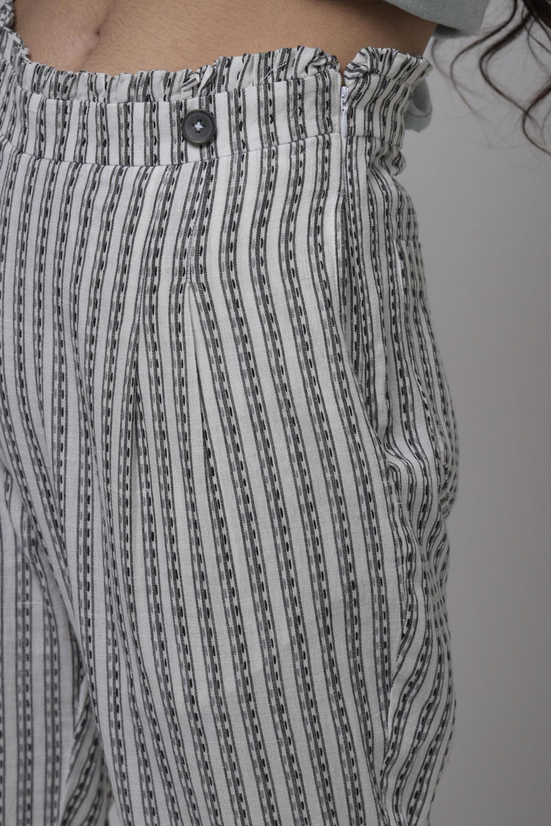 Kantha Embroidered Pleated Pant